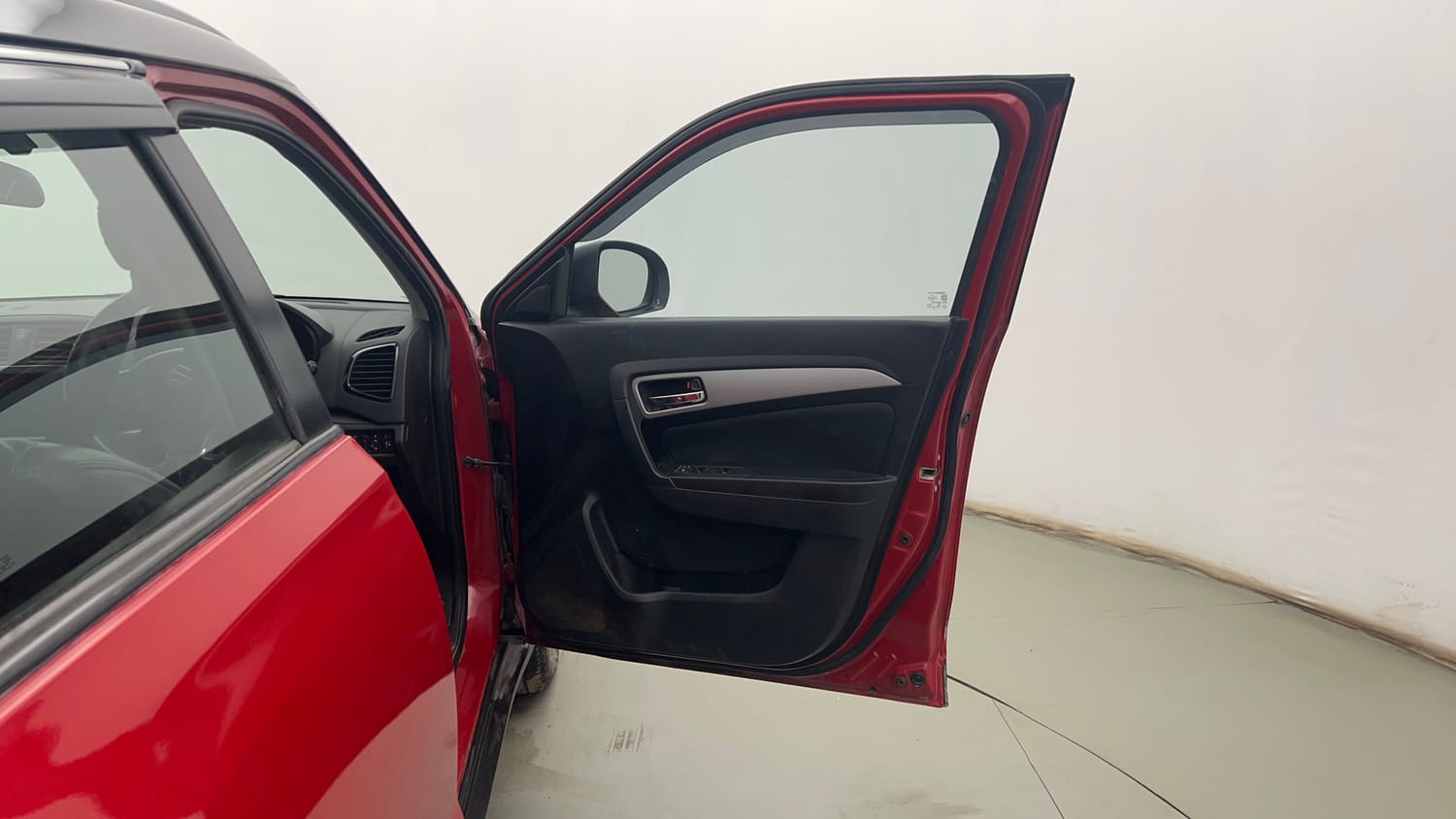 Used 2022 Maruti Suzuki Vitara Brezza [2020-2022] ZXI Plus Dual Tone Petrol Manual interior RIGHT FRONT DOOR OPEN VIEW