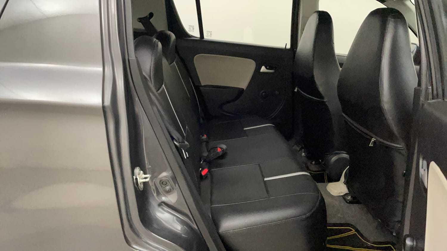 Used 2021 Maruti Suzuki Alto 800 Vxi Plus Petrol Manual interior RIGHT SIDE REAR DOOR CABIN VIEW
