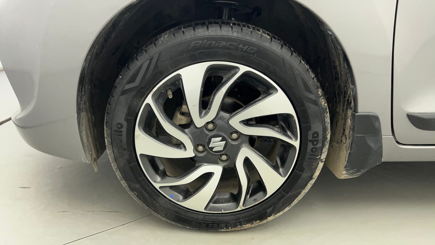 Used 2019 Maruti Suzuki Baleno Alpha Petrol Manual tyres LEFT FRONT TYRE RIM VIEW