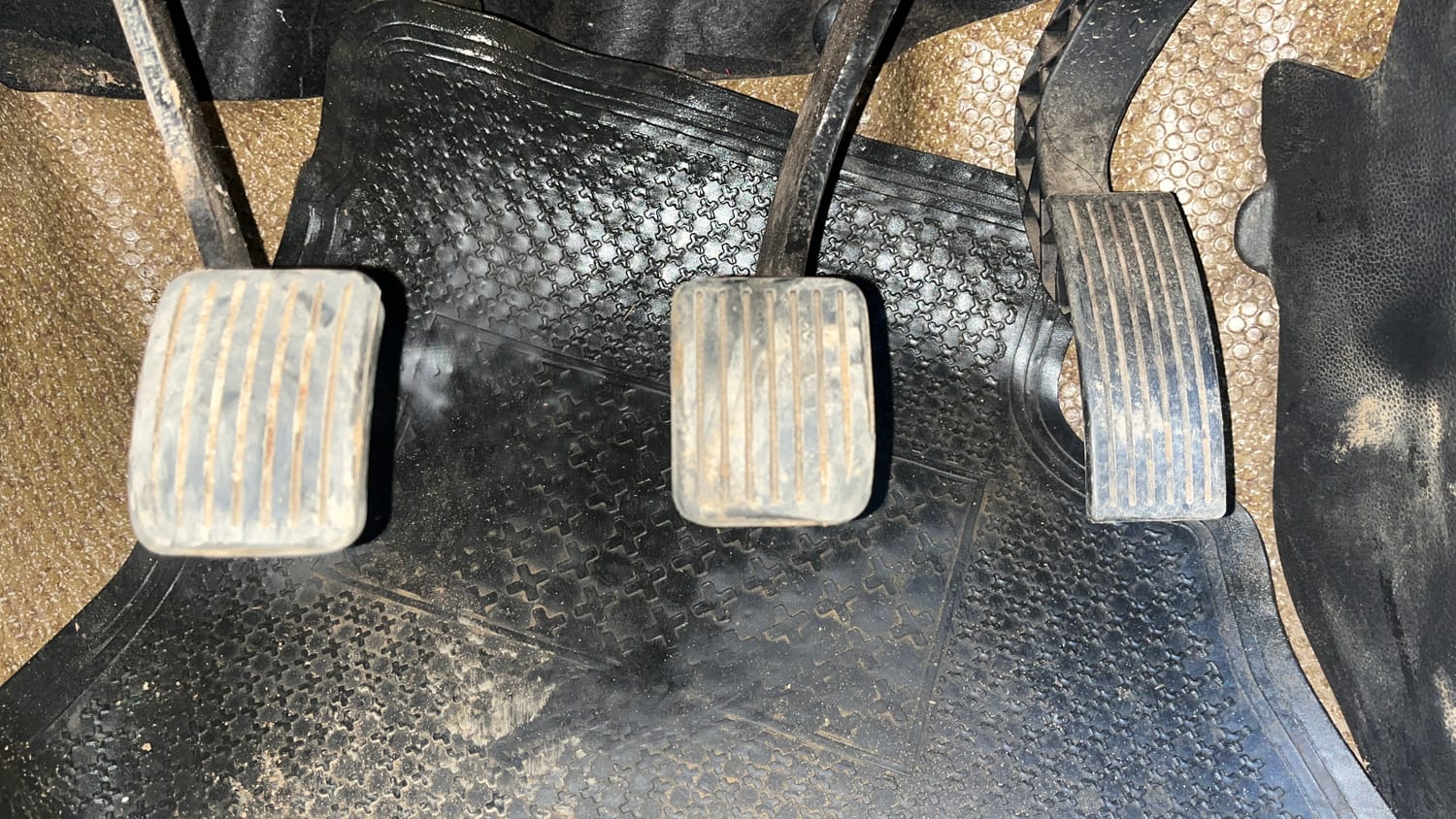Used 2015 Hyundai Xcent S 1.2 (O) Petrol Manual interior PEDALS VIEW