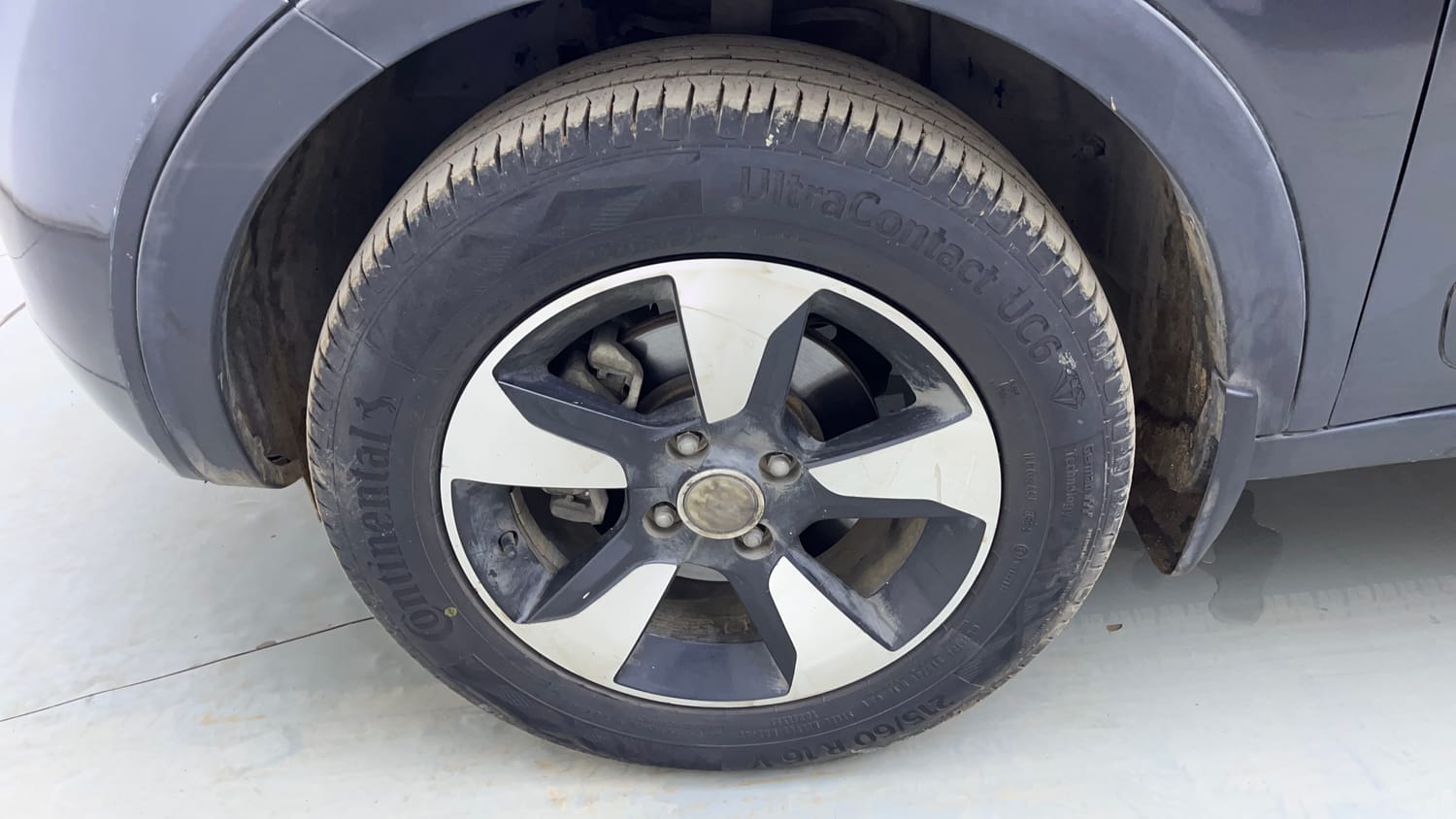 Used 2019 Tata Nexon XZA Plus Petrol Petrol Automatic tyres LEFT FRONT TYRE RIM VIEW