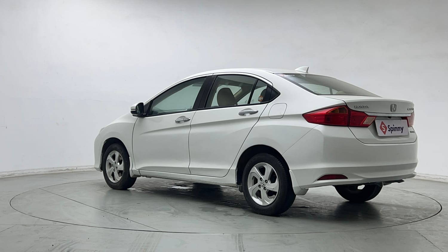 Used 2015 Honda City VX CVT Petrol Automatic exterior LEFT REAR CORNER VIEW