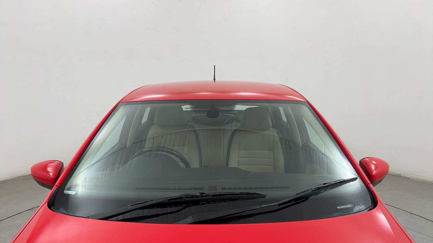 Used 2016 Volkswagen Polo Highline1.2L (P) Petrol Manual exterior FRONT WINDSHIELD VIEW