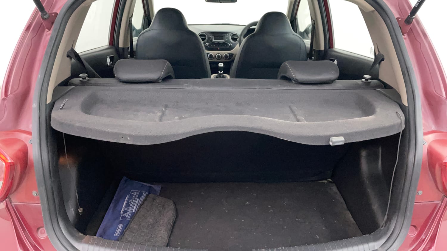 Used 2017 Hyundai Grand i10 Asta 1.2 Kappa VTVT Petrol Manual interior DICKY INSIDE VIEW