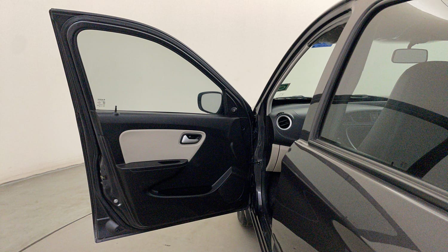 Used 2021 Maruti Suzuki Alto 800 Vxi Plus Petrol Manual interior LEFT FRONT DOOR OPEN VIEW