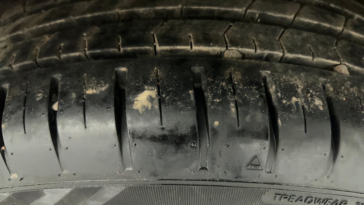 Used 2019 Maruti Suzuki Baleno Alpha Petrol Manual tyres LEFT REAR TYRE TREAD VIEW
