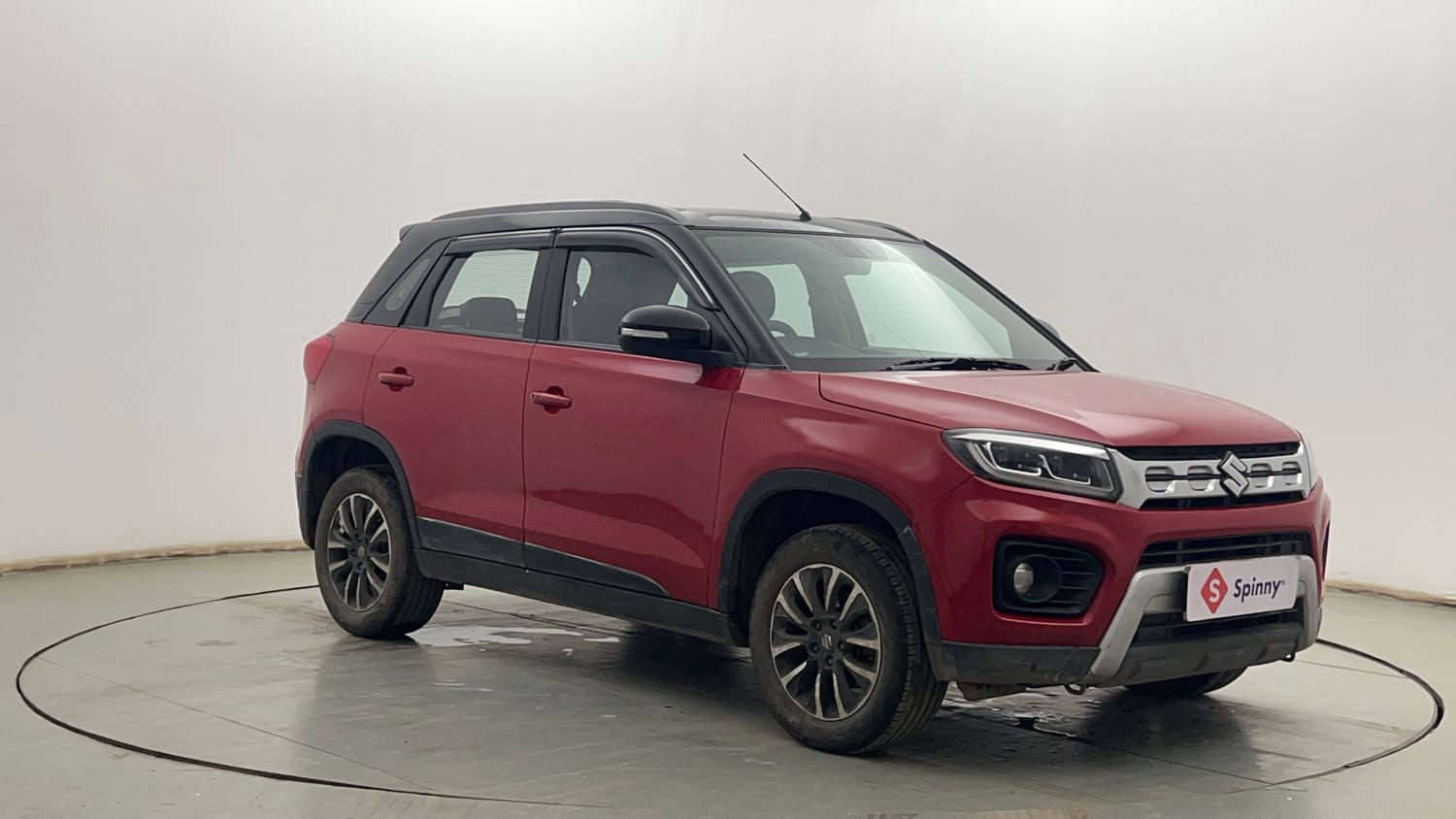 Used 2022 Maruti Suzuki Vitara Brezza [2020-2022] ZXI Plus Dual Tone Petrol Manual exterior RIGHT FRONT CORNER VIEW