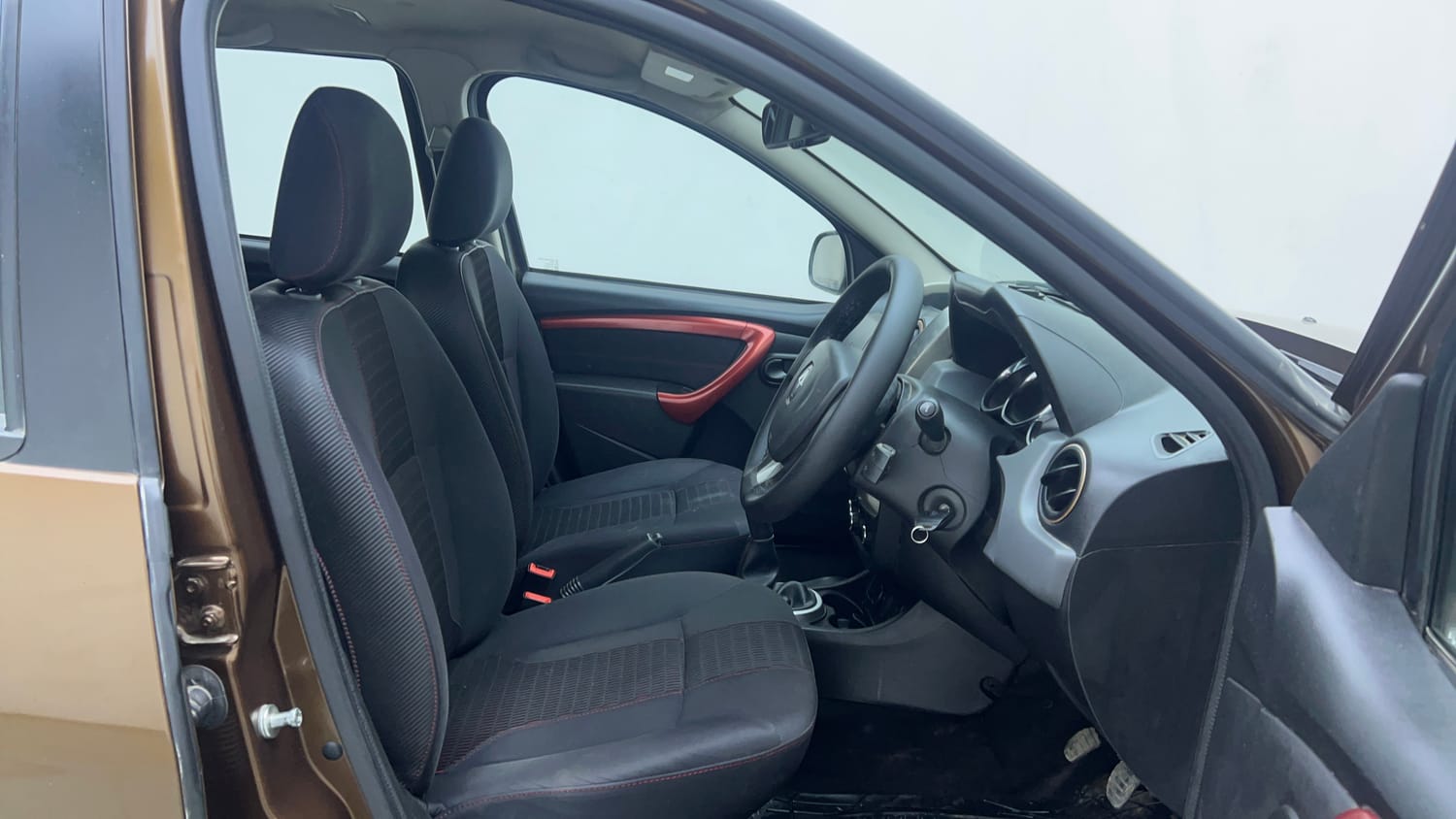 Used 2017 Renault Duster 85 PS RXS 4X2 MT Diesel Diesel Manual interior RIGHT SIDE FRONT DOOR CABIN VIEW