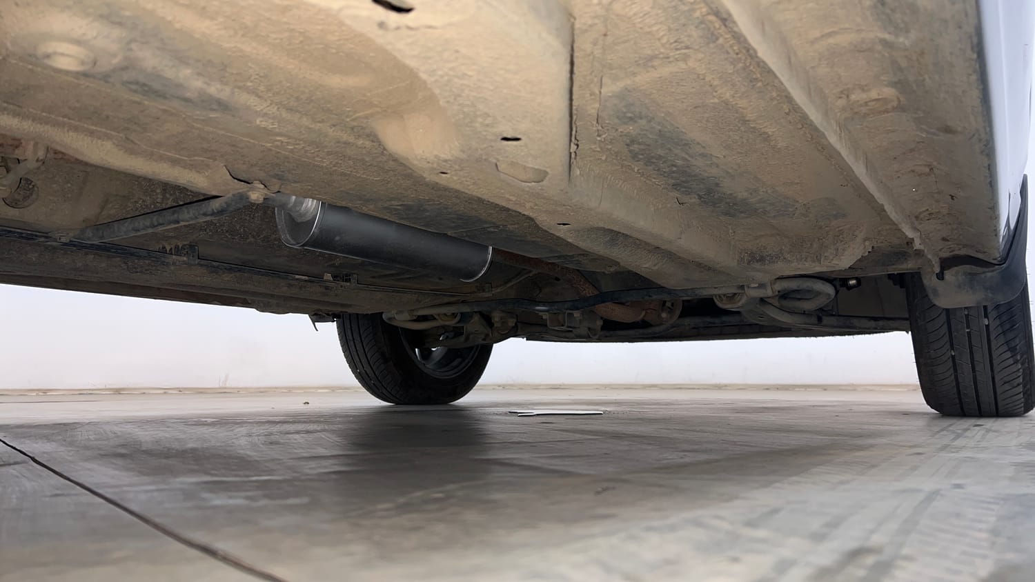 Used 2020 Tata Tiago XZ Plus Petrol Manual extra REAR RIGHT UNDERBODY VIEW