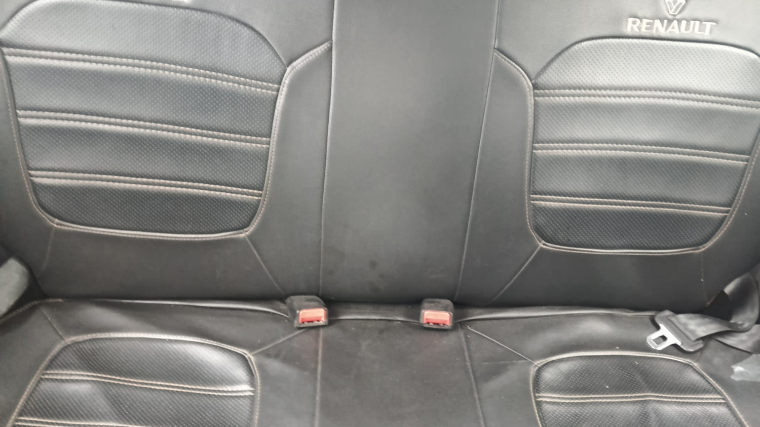 Used 2017 Renault Kwid 1.0 RXT Petrol Manual interior REAR SEAT CONDITION VIEW