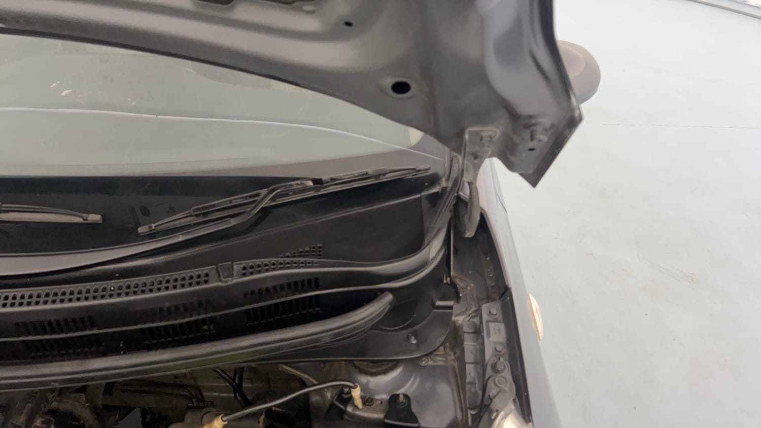 Used 2017 Hyundai Grand i10 Magna 1.2 Kappa VTVT Petrol Manual engine ENGINE LEFT SIDE HINGE & APRON VIEW
