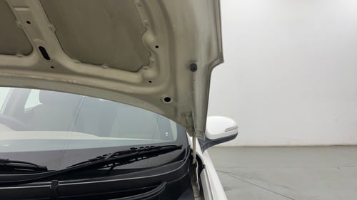 Used 2015 Hyundai Elite i20 Sportz 1.2 (O) Petrol Manual engine ENGINE LEFT SIDE HINGE & APRON VIEW
