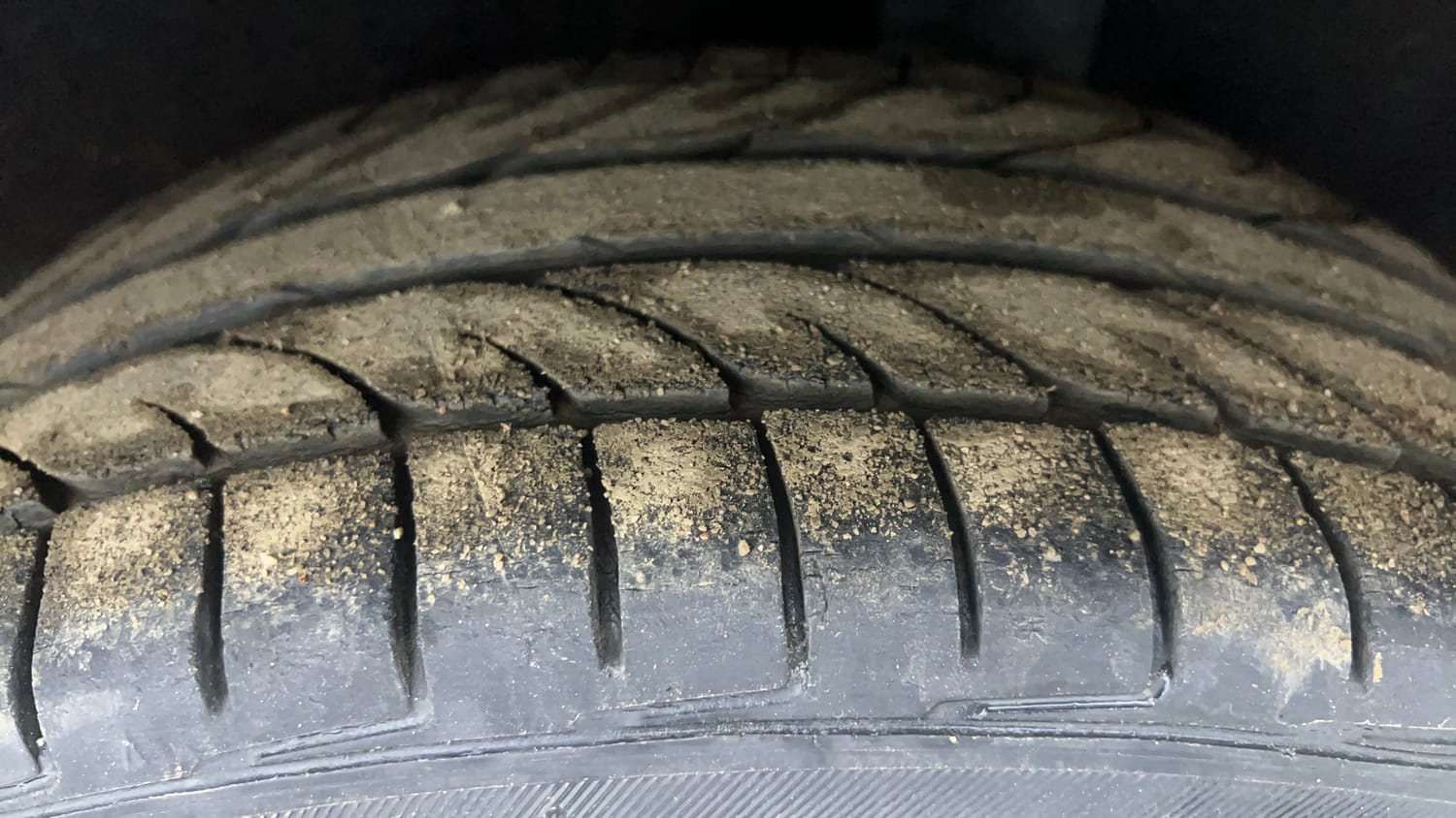 Used 2016 Ford EcoSport Titanium+ 1.5L TDCi Diesel Manual tyres LEFT REAR TYRE TREAD VIEW