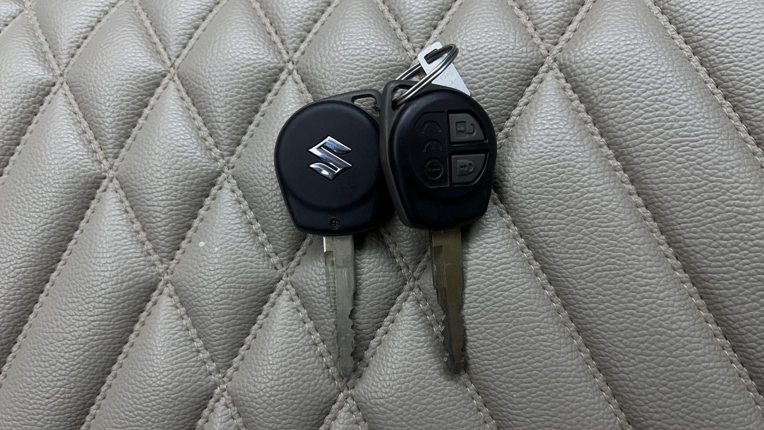 Used 2024 Maruti Suzuki Wagon R VXI 1.0 Petrol Manual extra CAR KEY VIEW