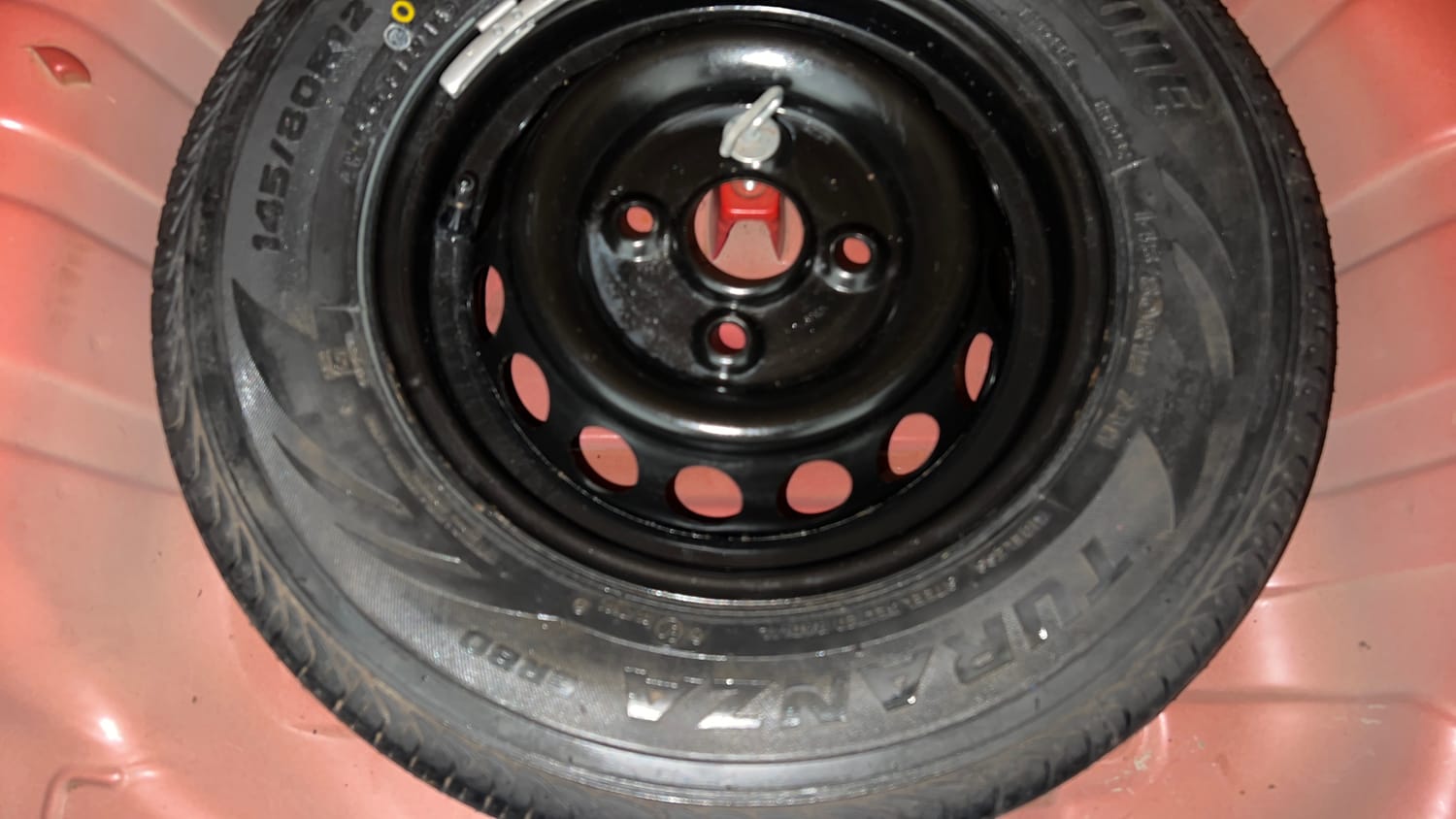 Used 2014 Maruti Suzuki Alto 800 Lxi Petrol Manual tyres SPARE TYRE VIEW