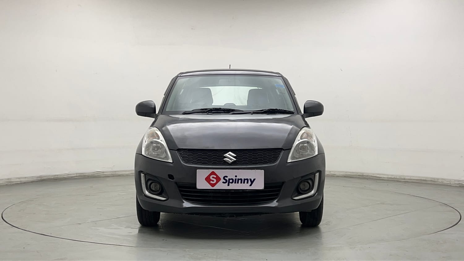 Used 2017 Maruti Suzuki Swift Lxi (O) Petrol Manual exterior FRONT VIEW