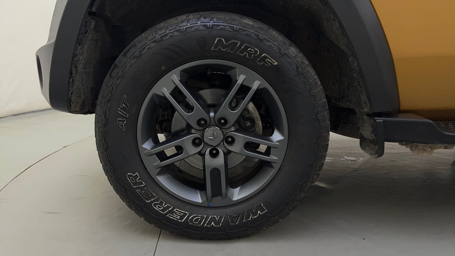 Used 2023 Mahindra Thar LX Hard Top Petrol AT RWD Petrol Automatic tyres LEFT FRONT TYRE RIM VIEW