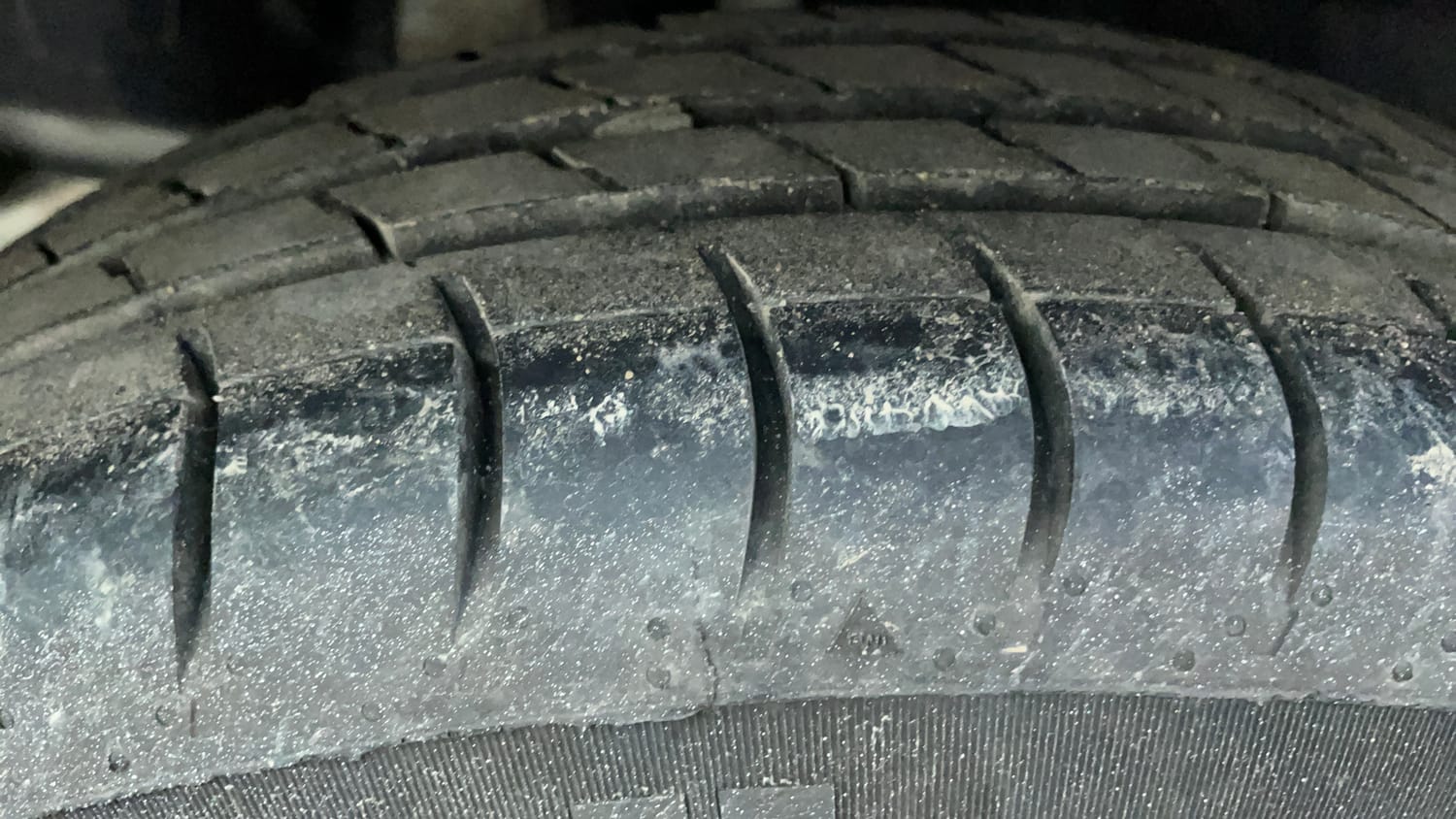 Used 2022 Maruti Suzuki Swift VXi Petrol Manual tyres RIGHT REAR TYRE TREAD VIEW