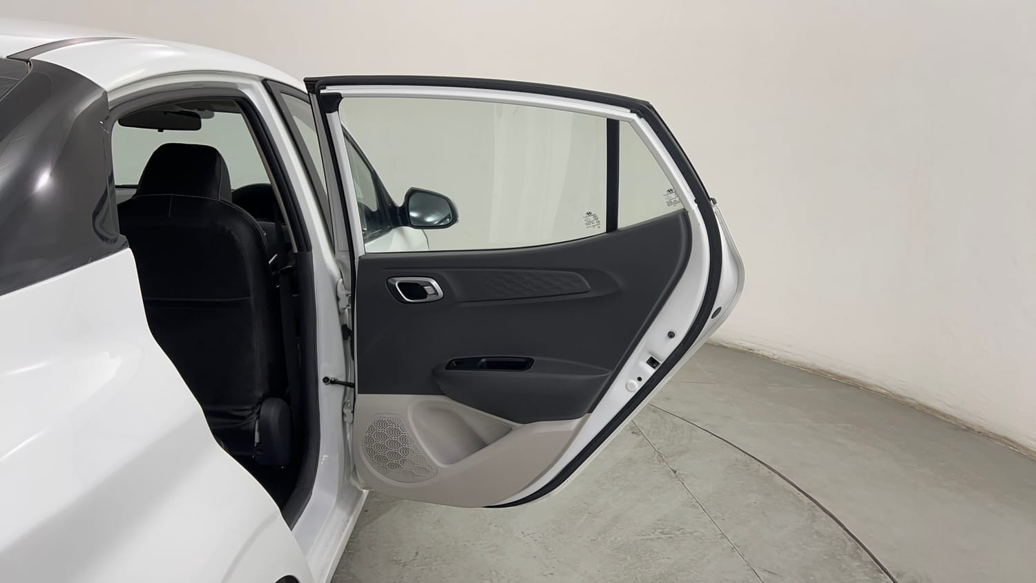 Used 2020 Hyundai Aura SX Plus 1.2 AMT Petrol Petrol Automatic interior RIGHT REAR DOOR OPEN VIEW