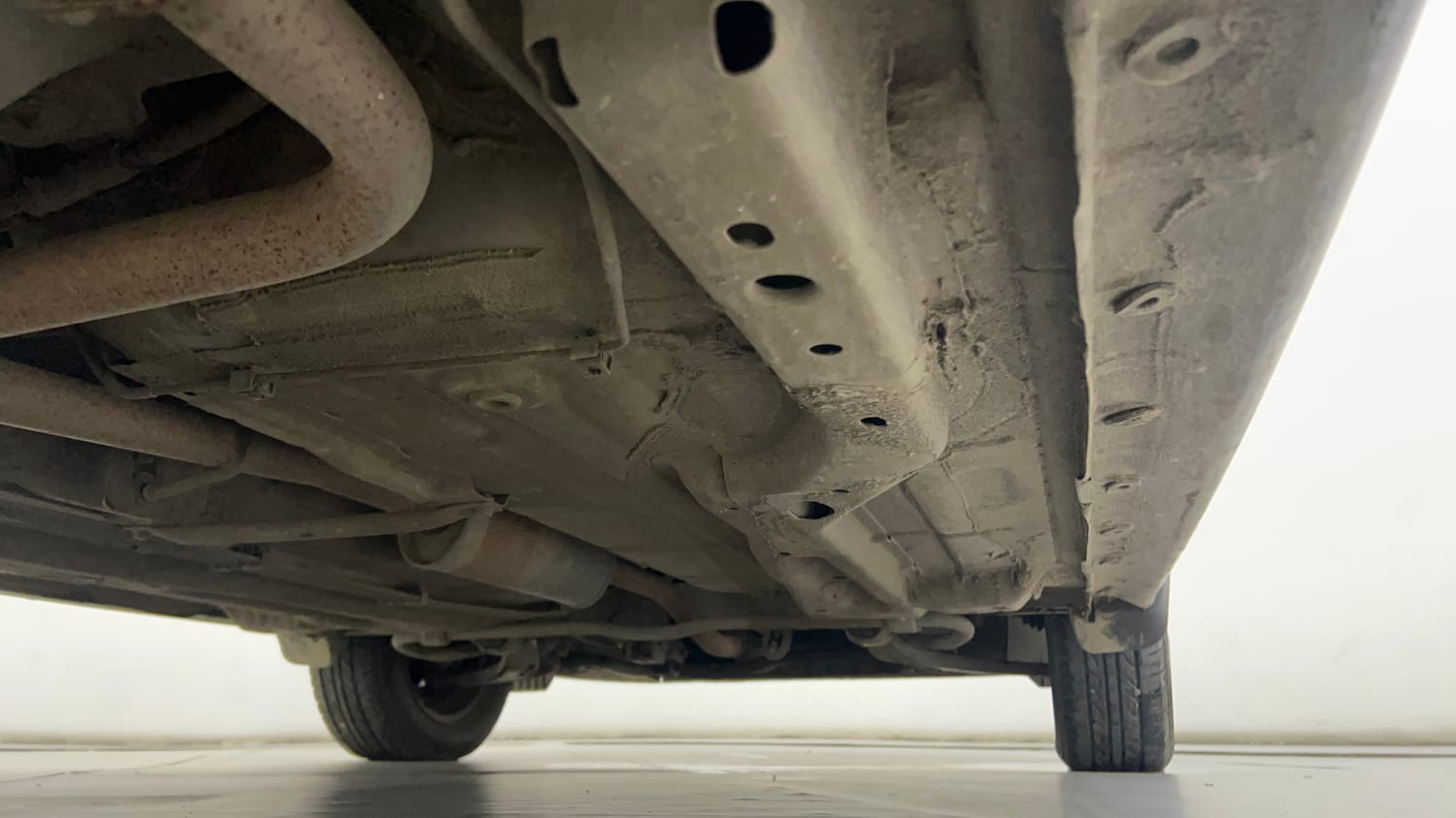 Used 2022 Tata Tigor XZ CNG Cng Manual extra REAR RIGHT UNDERBODY VIEW