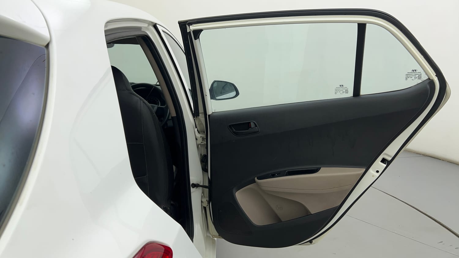 Used 2016 Hyundai Grand i10 Magna AT 1.2 Kappa VTVT Petrol Automatic interior RIGHT REAR DOOR OPEN VIEW