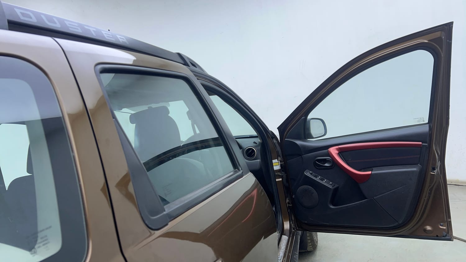 Used 2017 Renault Duster 85 PS RXS 4X2 MT Diesel Diesel Manual interior RIGHT FRONT DOOR OPEN VIEW