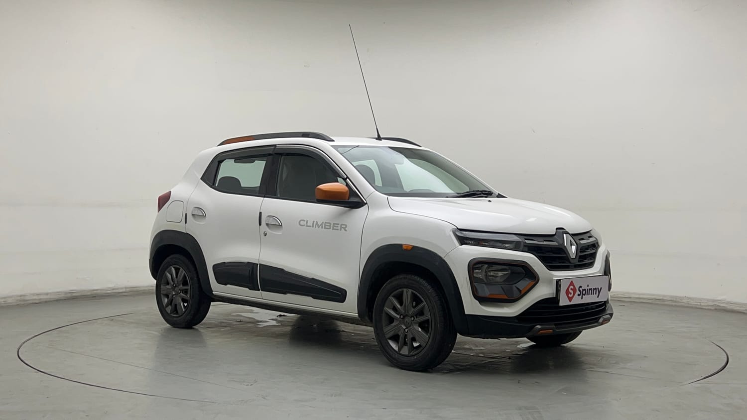 Used 2020 Renault Kwid CLIMBER 1.0 AMT Opt Petrol Automatic exterior RIGHT FRONT CORNER VIEW