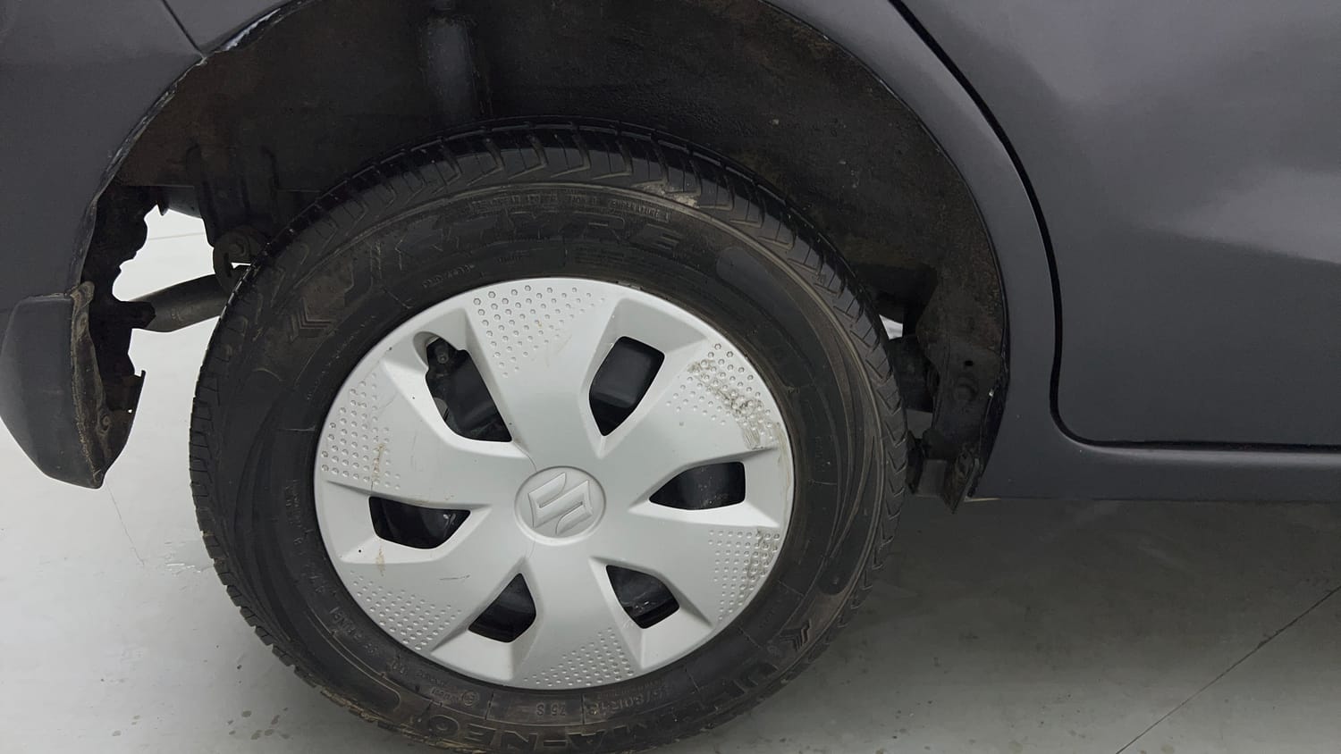 Used 2024 Maruti Suzuki Alto K10 VXi Plus AGS Petrol Automatic tyres RIGHT REAR TYRE RIM VIEW
