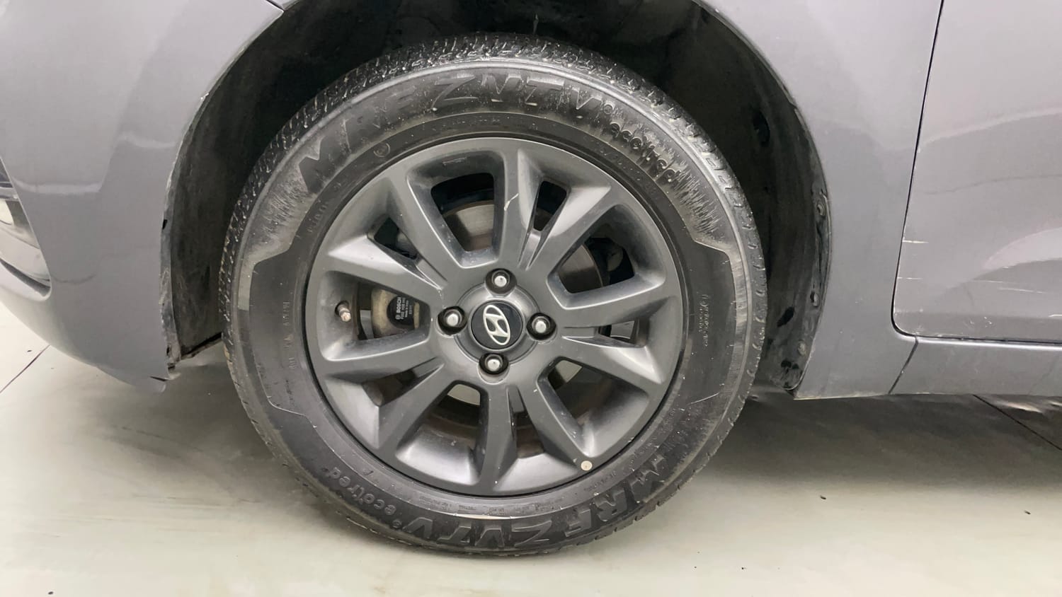 Used 2019 Hyundai Elite i20 Sportz Plus 1.2 Petrol Manual tyres LEFT FRONT TYRE RIM VIEW