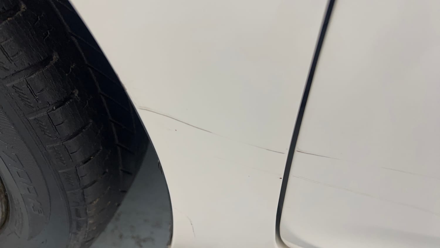 Used 2018 Hyundai Eon Era + AirBag Petrol Manual dents MINOR SCRATCH