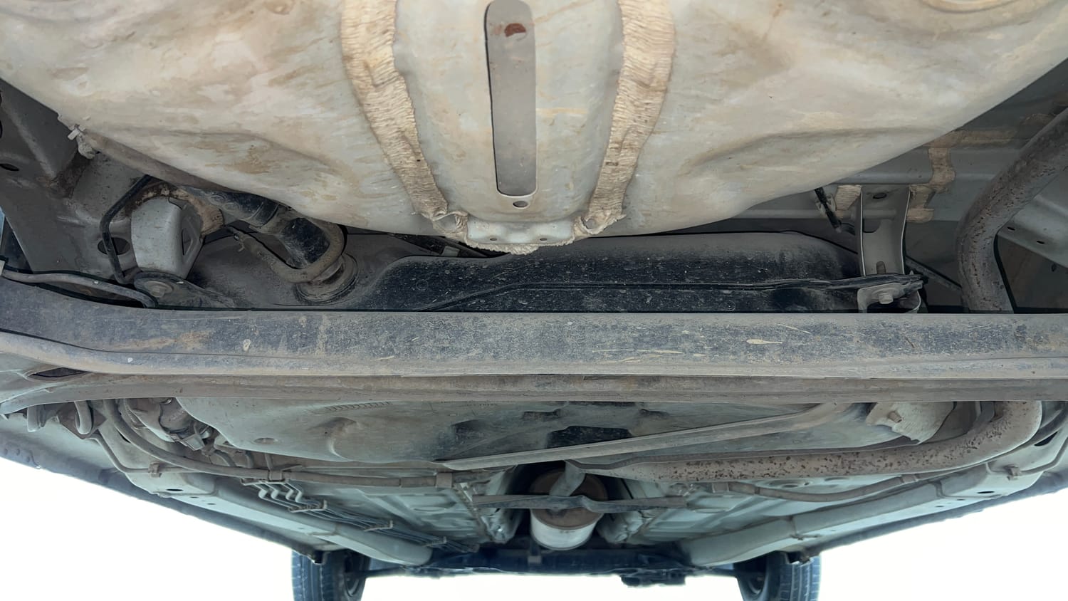 Used 2019 Maruti Suzuki Swift VXi AMT Petrol Automatic extra REAR UNDERBODY VIEW (TAKEN FROM REAR)