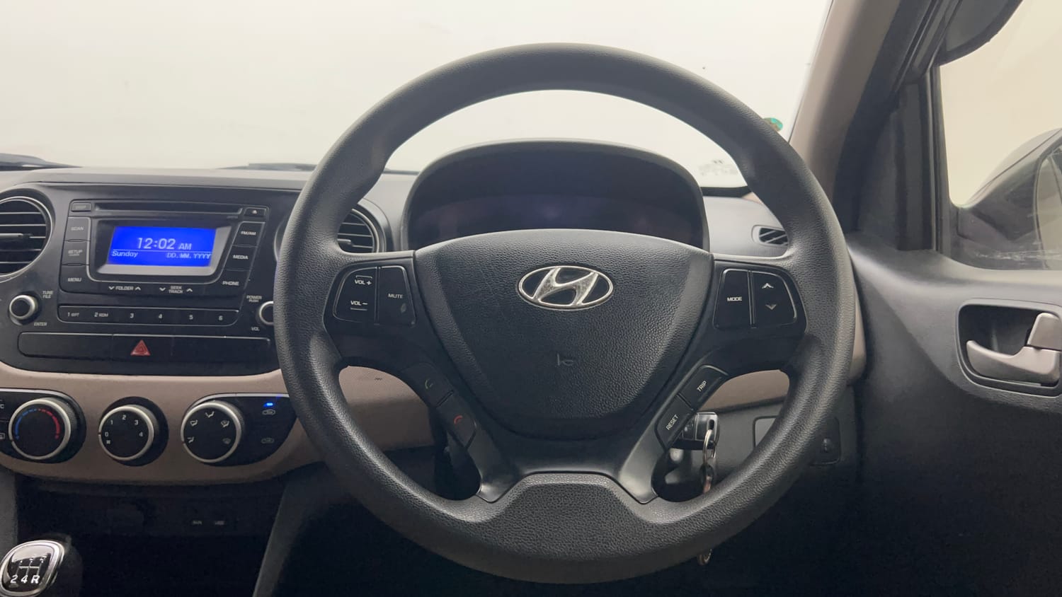 Used 2015 Hyundai Grand i10 Sportz 1.2 Kappa VTVT Petrol Manual interior STEERING VIEW