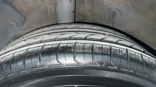 Used 2015 Hyundai Elite i20 Sportz 1.2 (O) Petrol Manual tyres RIGHT REAR TYRE TREAD VIEW