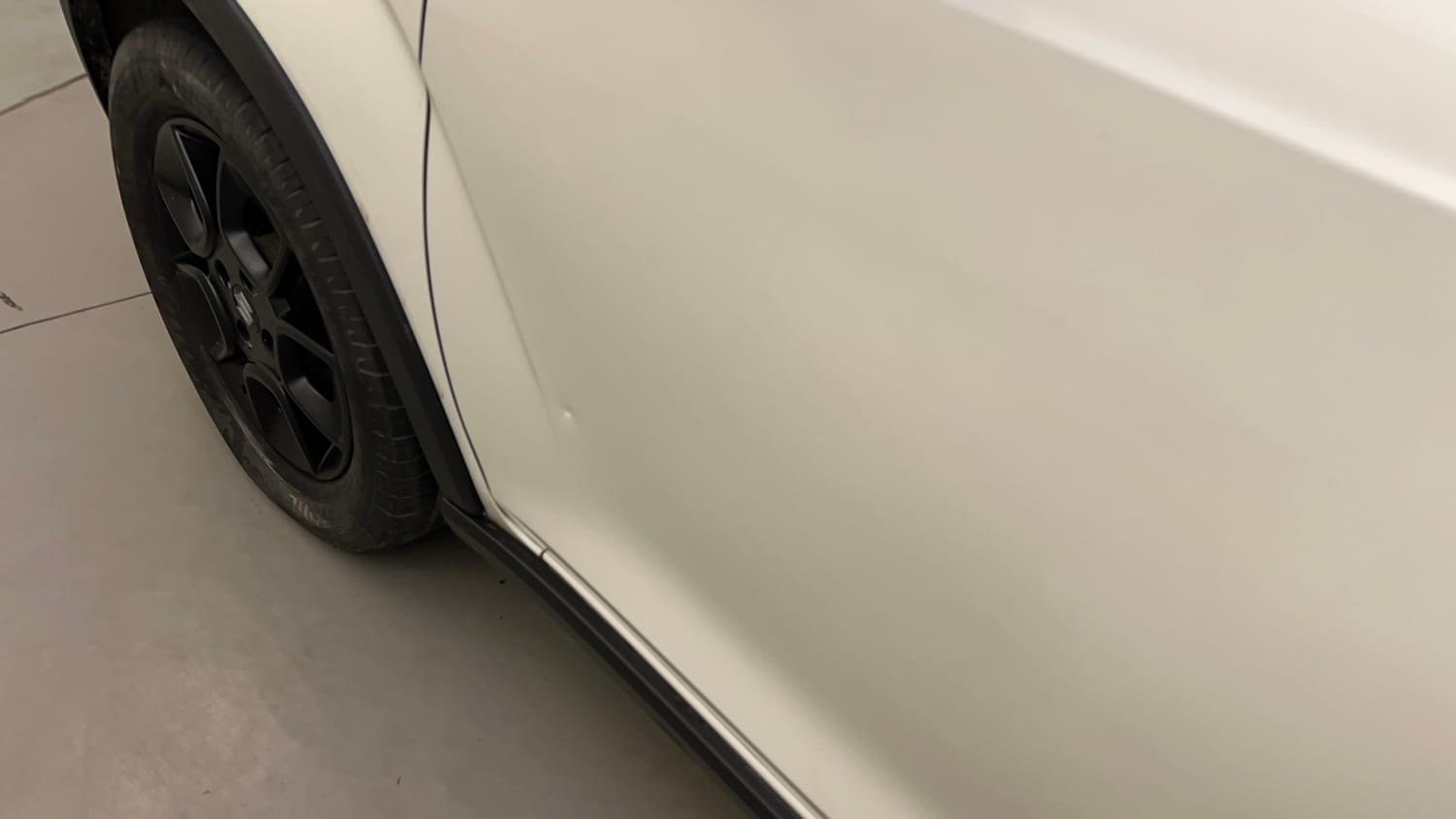 Used 2018 Maruti Suzuki Ignis Alpha 1.2 AMT Petrol Automatic dents MINOR SCRATCH
