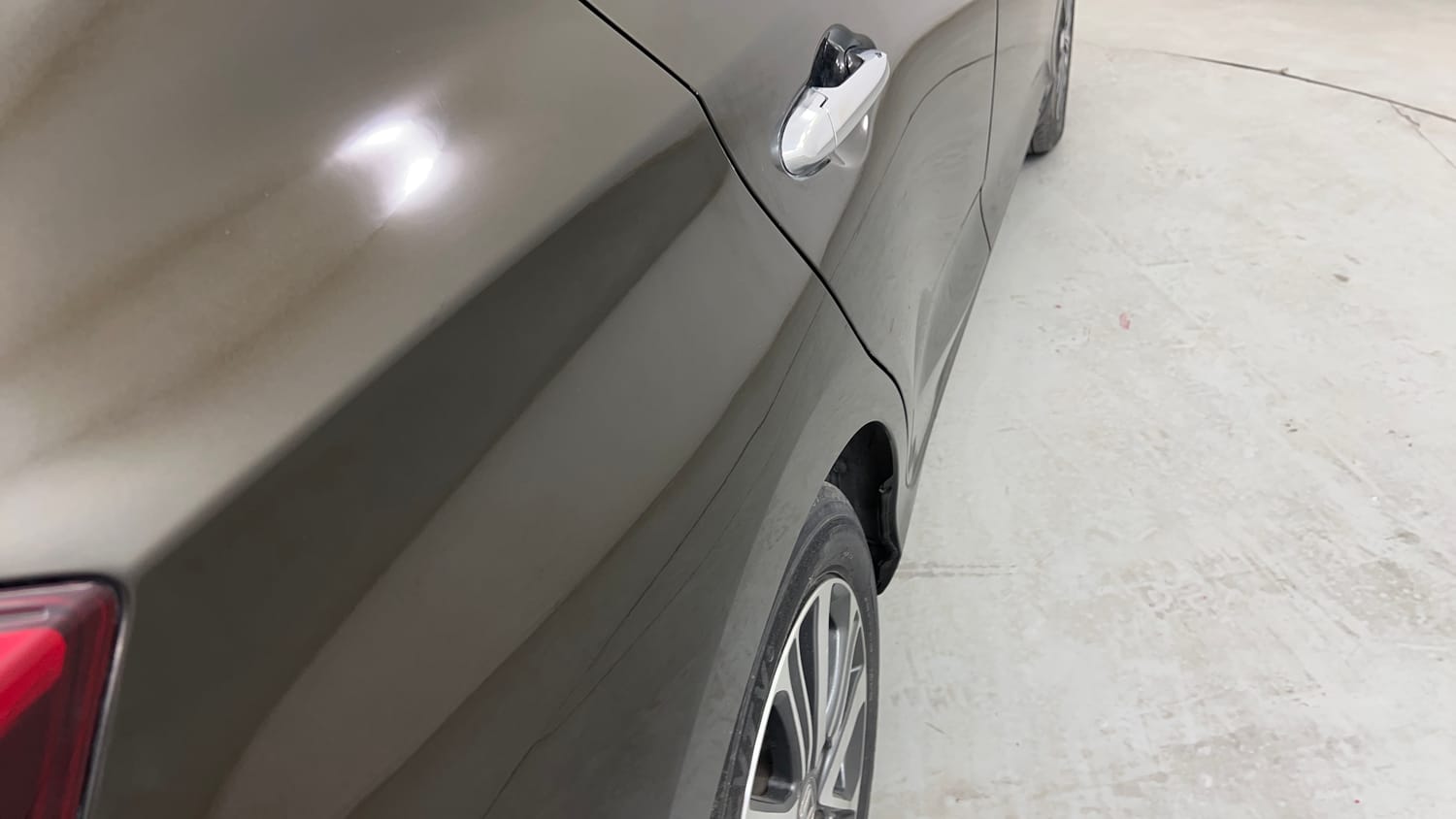 Used 2024 Honda Amaze 1.2 VX i-VTEC CNG (Outside Fitted) Cng Manual dents MINOR SCRATCH