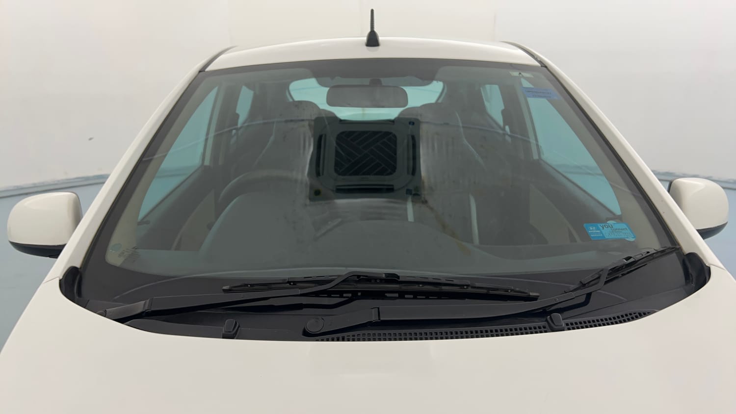 Used 2018 Hyundai Eon Era + AirBag Petrol Manual exterior FRONT WINDSHIELD VIEW