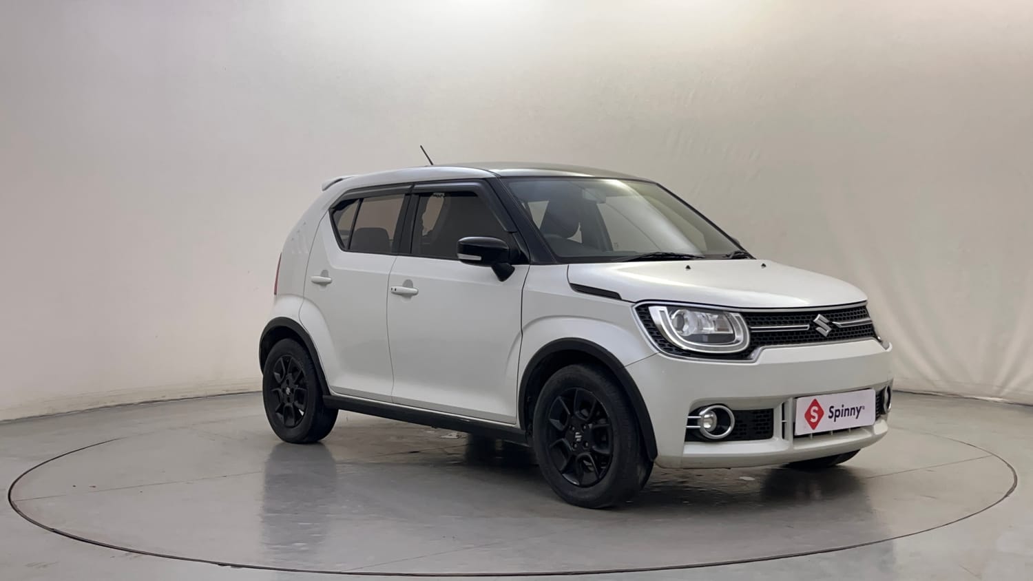 Used 2018 Maruti Suzuki Ignis Alpha 1.2 AMT Petrol Automatic exterior RIGHT FRONT CORNER VIEW