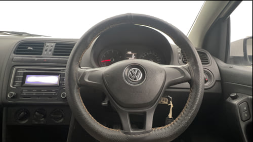 Used 2016 Volkswagen Polo Comfortline 1.2L (P) Petrol Manual interior STEERING VIEW