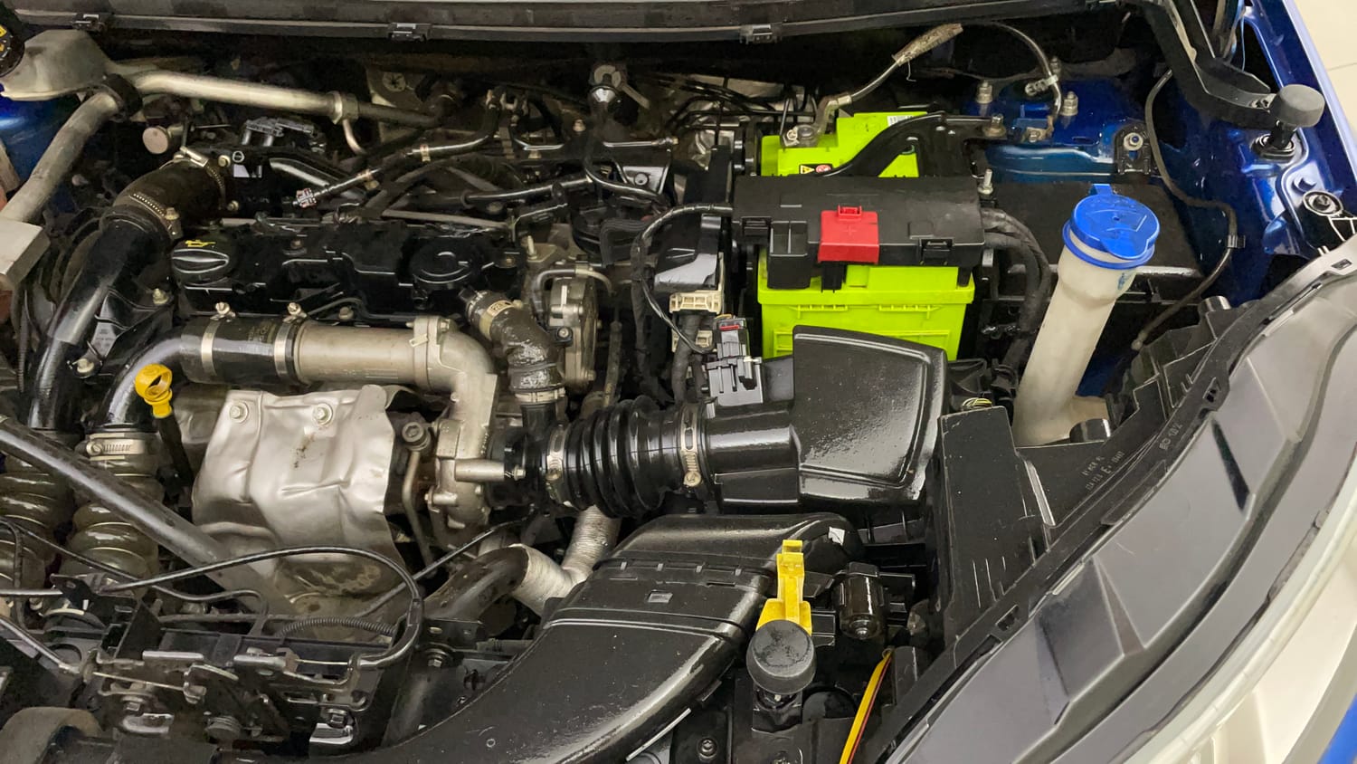 Used 2018 Ford EcoSport Ambiente 1.5L TDCi Diesel Manual engine ENGINE LEFT SIDE VIEW