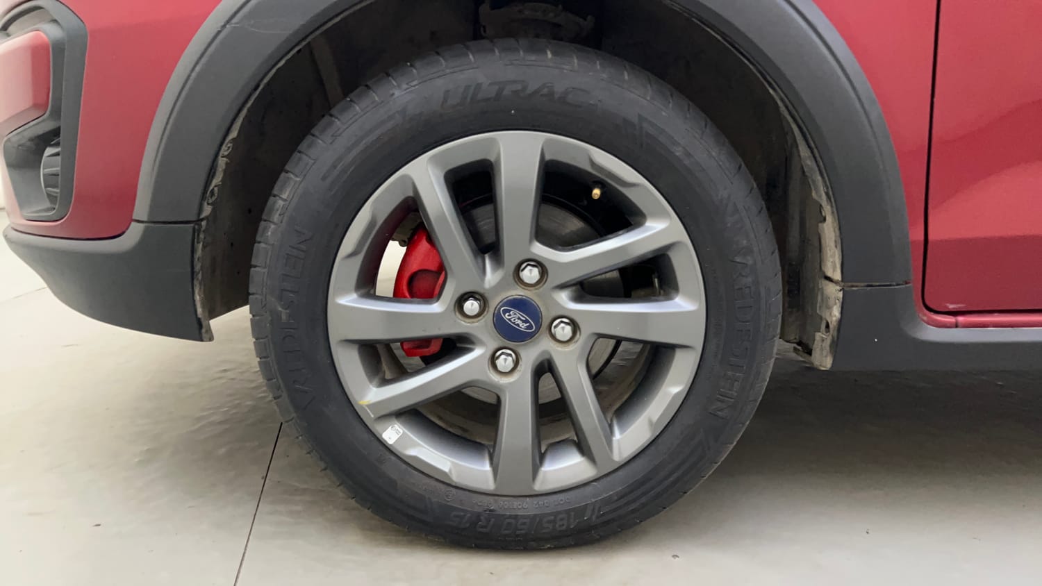 Used 2019 Ford Freestyle Titanium Plus 1.2 Ti-VCT Petrol Manual tyres LEFT FRONT TYRE RIM VIEW