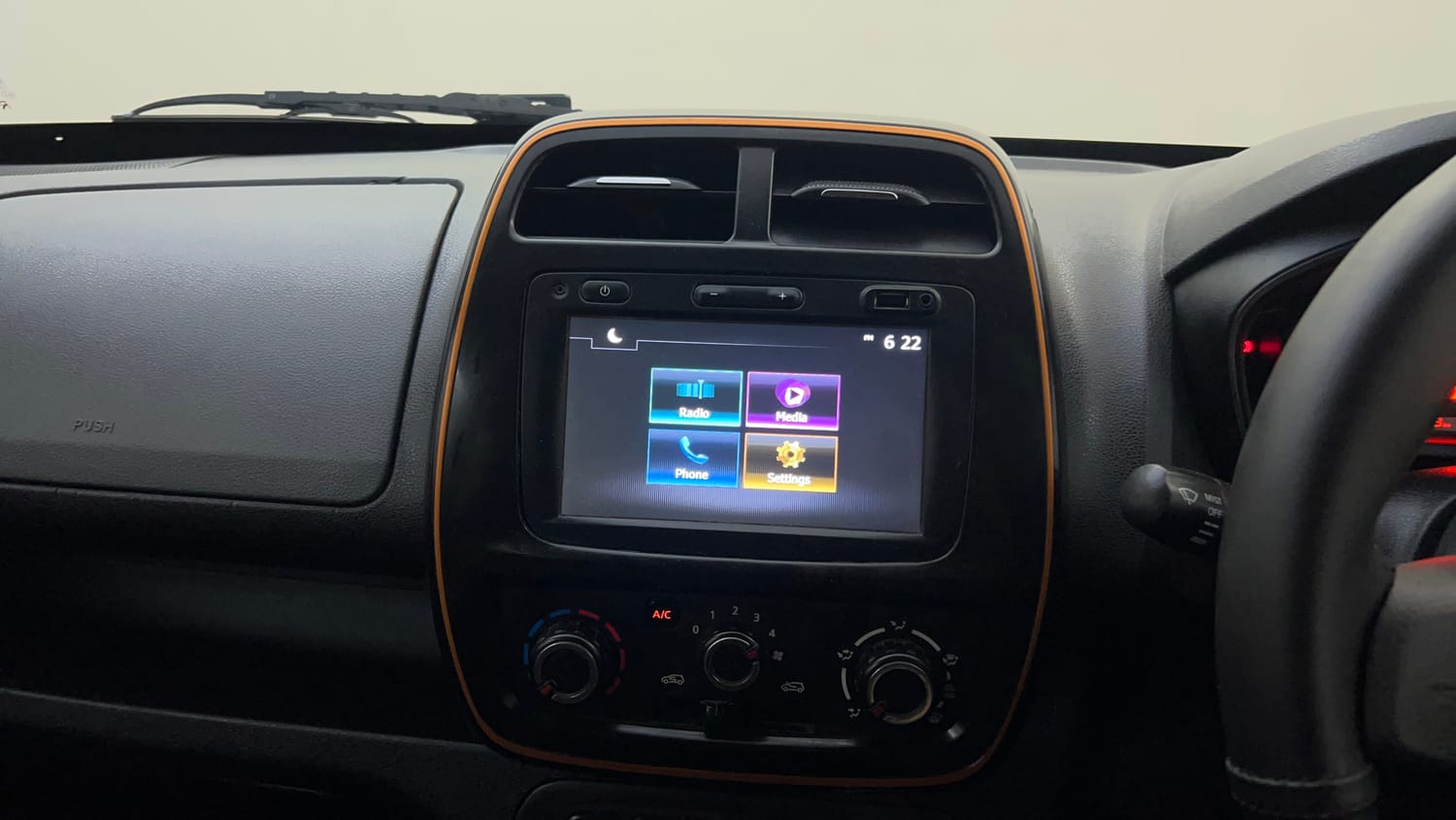 Used 2017 Renault Kwid CLIMBER 1.0 AMT Petrol Automatic top_features Integrated (in-dash) music system