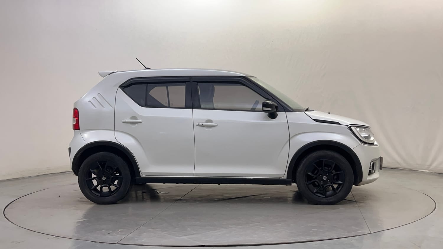 Used 2018 Maruti Suzuki Ignis Alpha 1.2 AMT Petrol Automatic exterior RIGHT SIDE VIEW