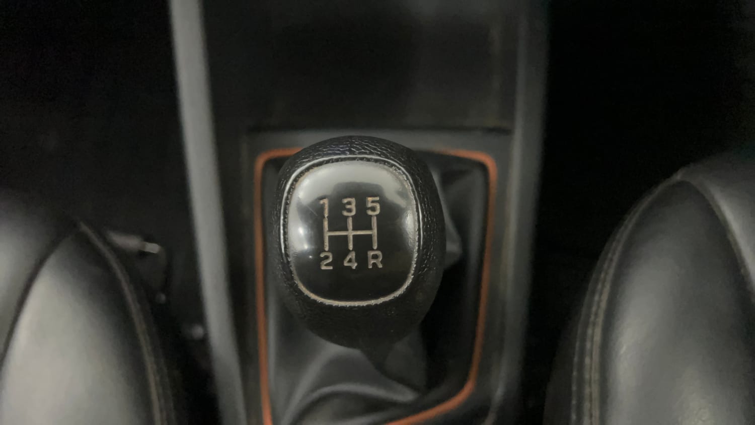 Used 2017 Hyundai i20 Active 1.2 S Petrol Manual interior GEAR  KNOB VIEW