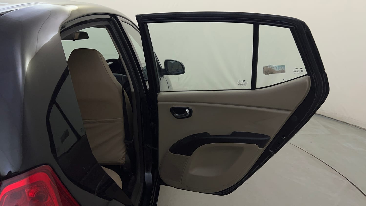 Used 2013 Hyundai i10 Sportz 1.2 Kappa2 Petrol Manual interior RIGHT REAR DOOR OPEN VIEW