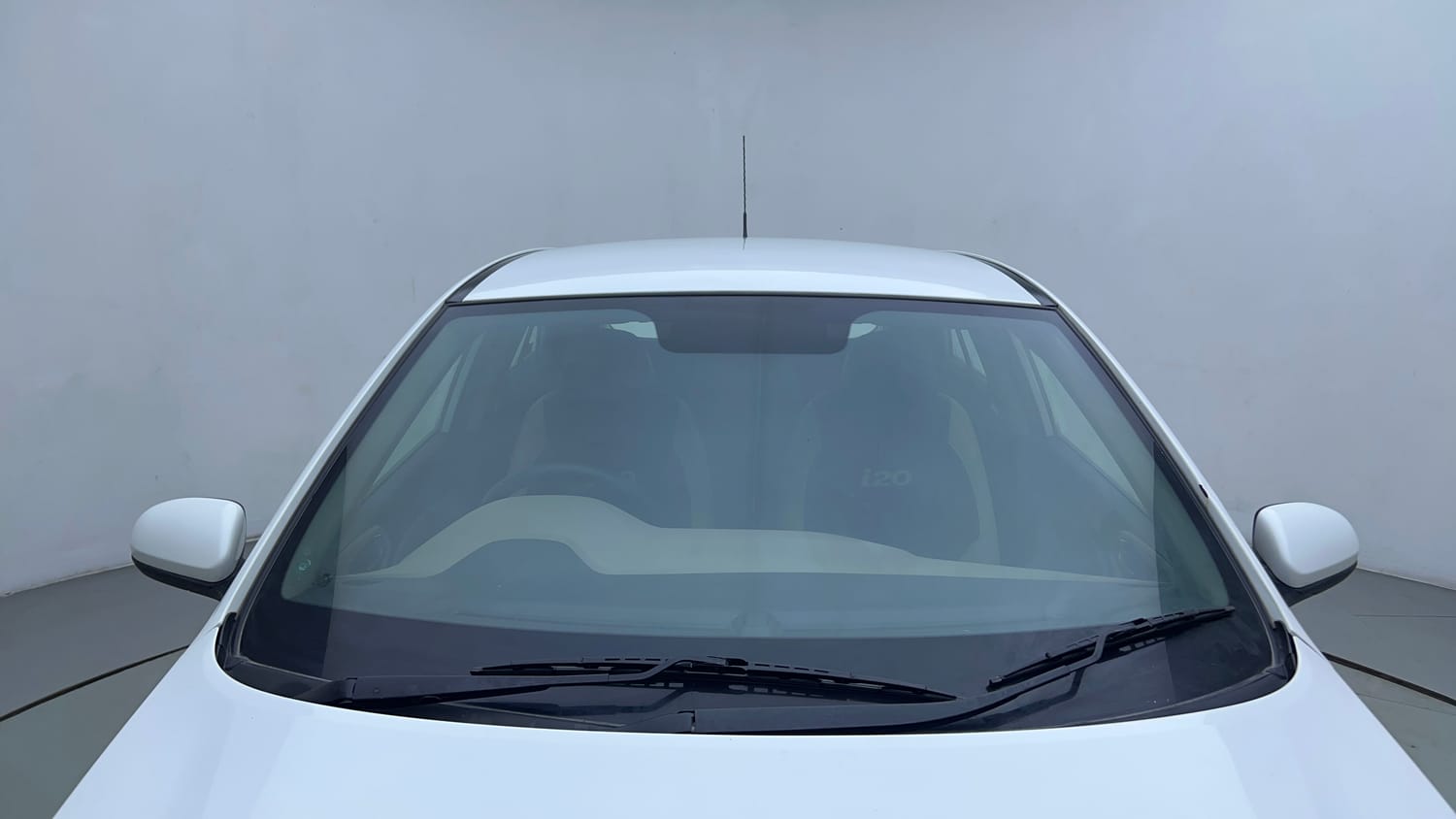 Used 2018 Hyundai Elite i20 Magna Executive 1.2 Petrol Manual exterior FRONT WINDSHIELD VIEW