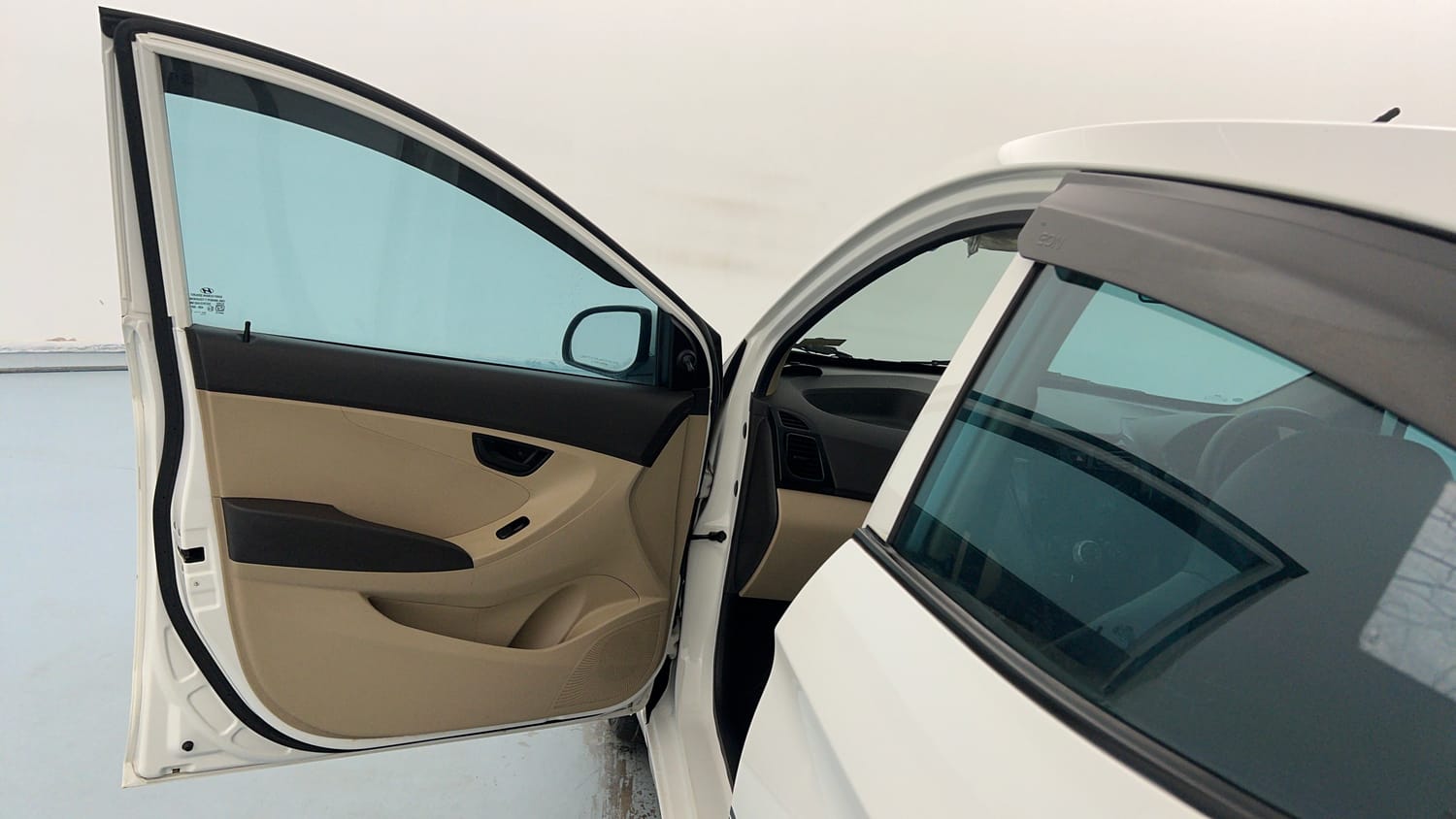 Used 2018 Hyundai Eon Era + AirBag Petrol Manual interior LEFT FRONT DOOR OPEN VIEW