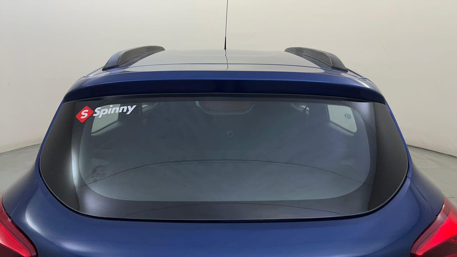 Used 2017 Renault Kwid CLIMBER 1.0 AMT Petrol Automatic exterior BACK WINDSHIELD VIEW