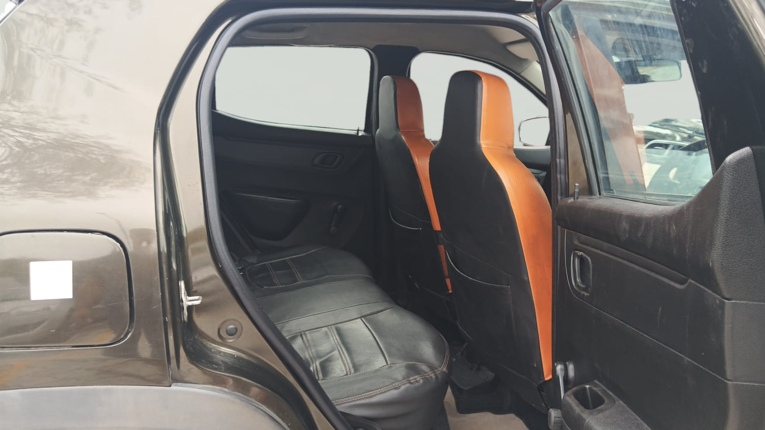 Used 2017 Renault Kwid 1.0 RXT Petrol Manual interior RIGHT SIDE REAR DOOR CABIN VIEW