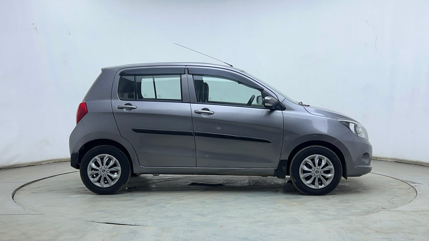 Used 2017 Maruti Suzuki Celerio ZXi AMT Petrol Automatic exterior RIGHT SIDE VIEW