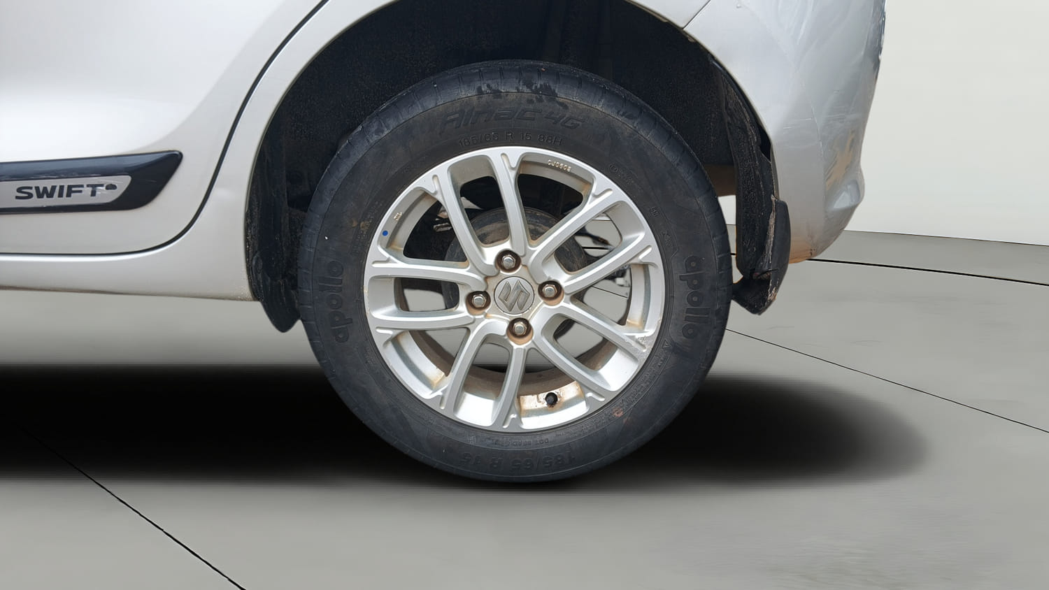 Used 2020 Maruti Suzuki Swift ZXi Petrol Manual tyres LEFT REAR TYRE RIM VIEW